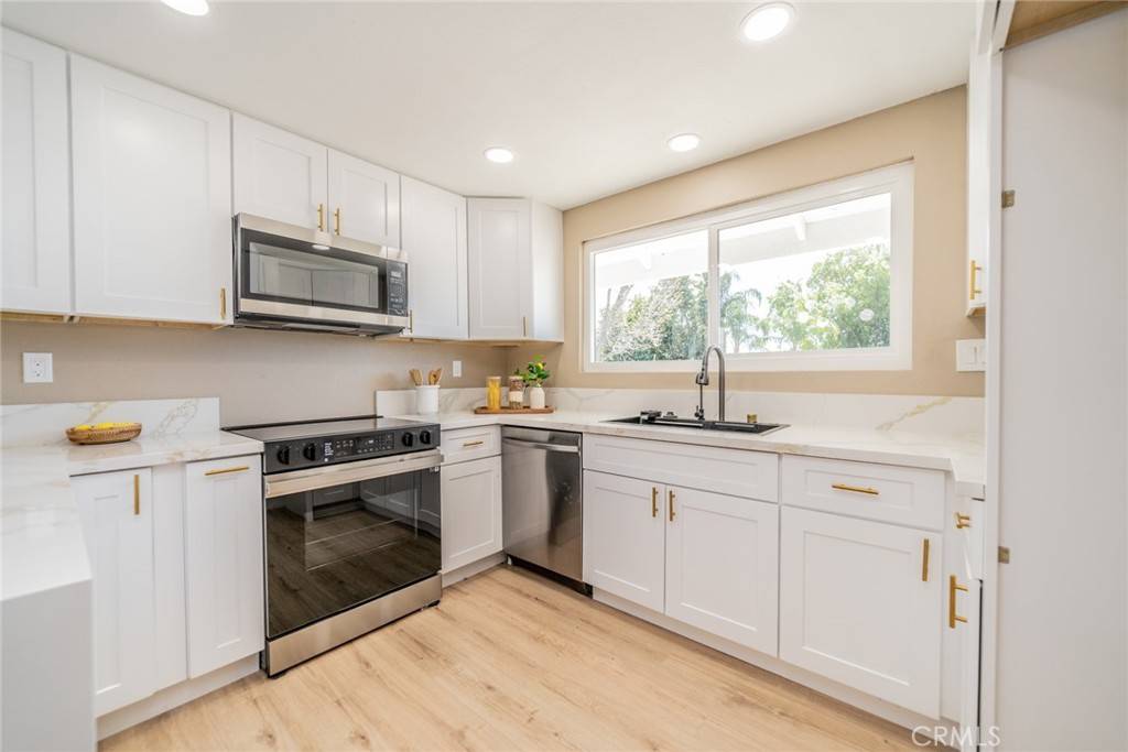 San Bernardino, CA 92404,1160 Sonora ST