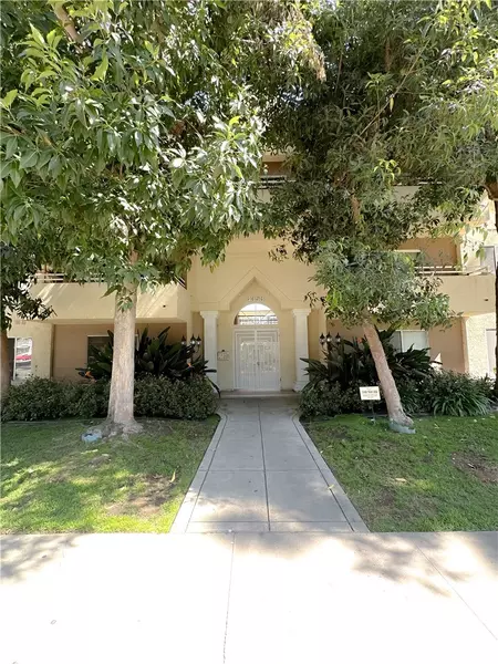 4358 Mammoth AVE #14, Sherman Oaks, CA 91423