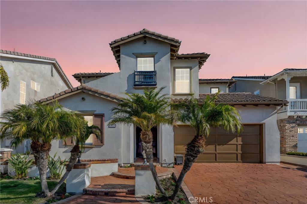 19084 Redford LN, Huntington Beach, CA 92648