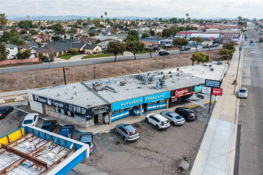 Bellflower, CA 90706,9423 Alondra BLVD