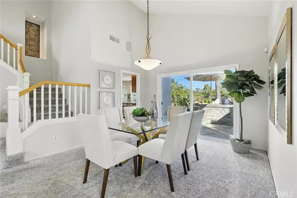 Laguna Niguel, CA 92677,17 Ridgerock