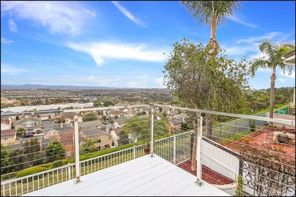 Aliso Viejo, CA 92656,22 Cameo DR