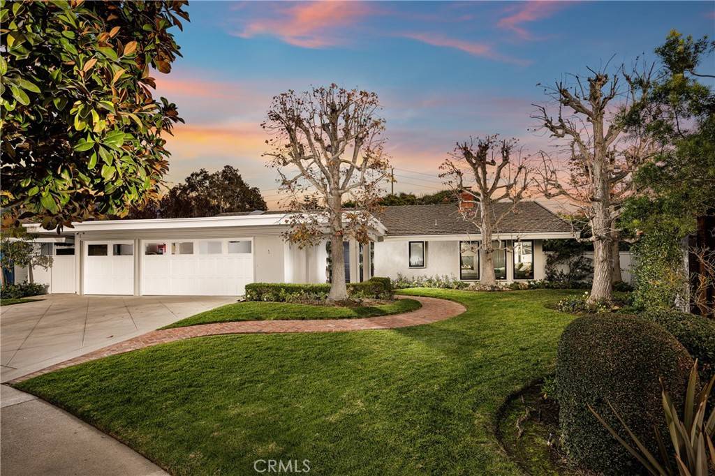 Corona Del Mar, CA 92625,2800 Lighthouse LN