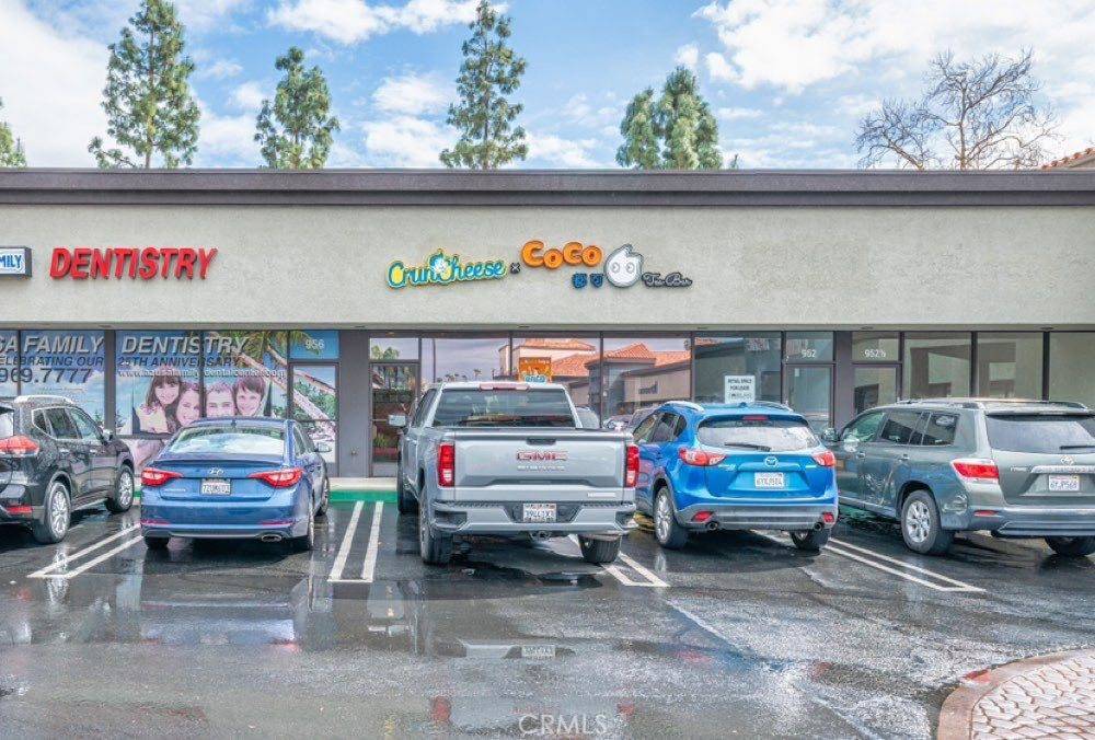 954 E Alosta Ave, Azusa, CA 91702
