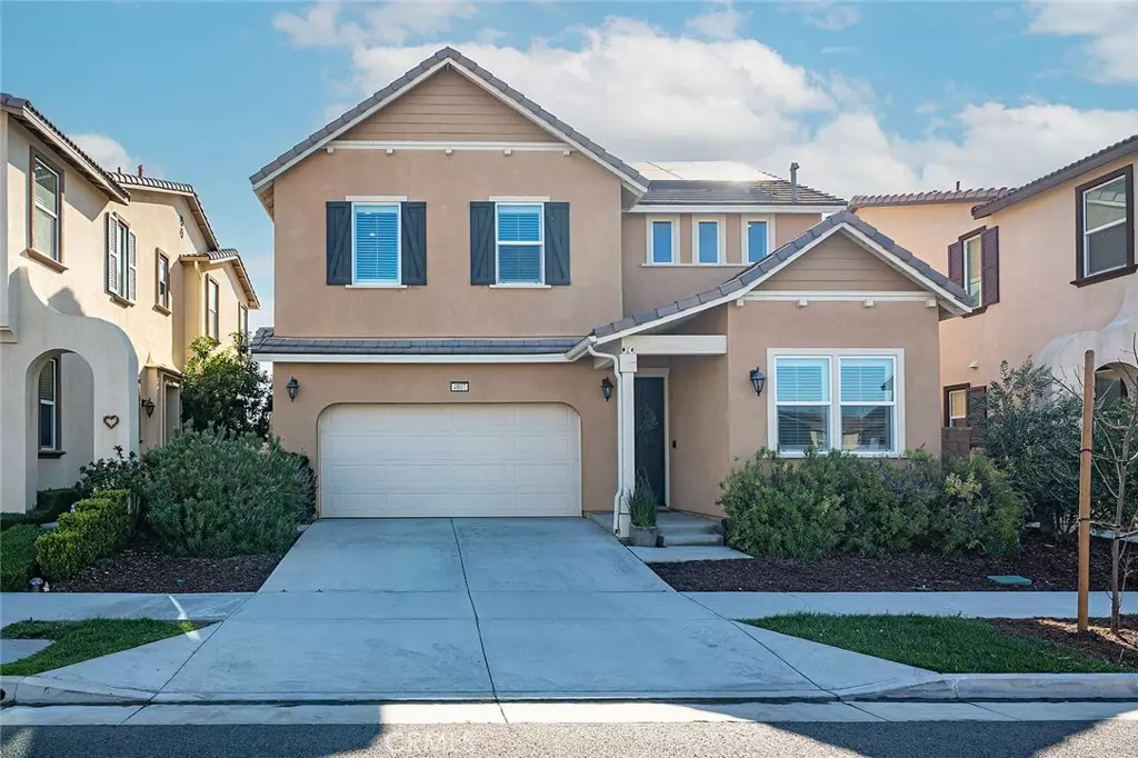 Ontario, CA 91762,4807 Tangerine Way
