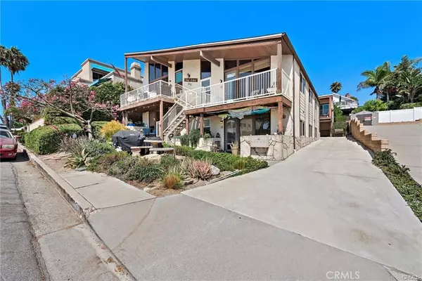 San Clemente, CA 92672,252 Avenida Lobeiro #3