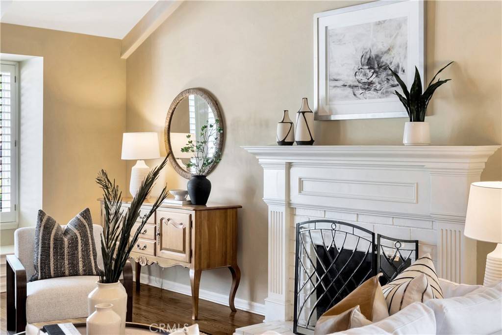 Laguna Hills, CA 92653,26171 Glen Canyon DR