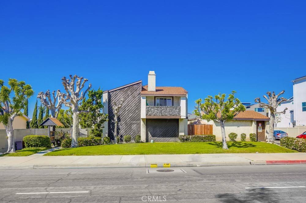 Stanton, CA 90680,7399 Katella AVE