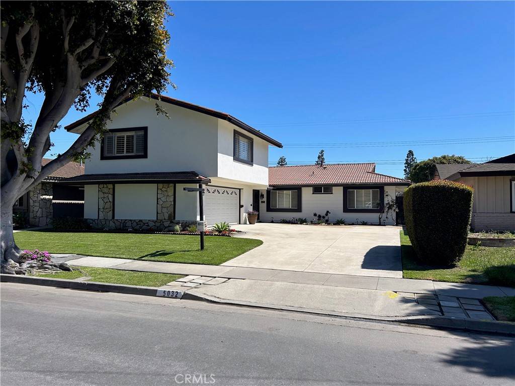 5032 Galway CIR, Huntington Beach, CA 92649