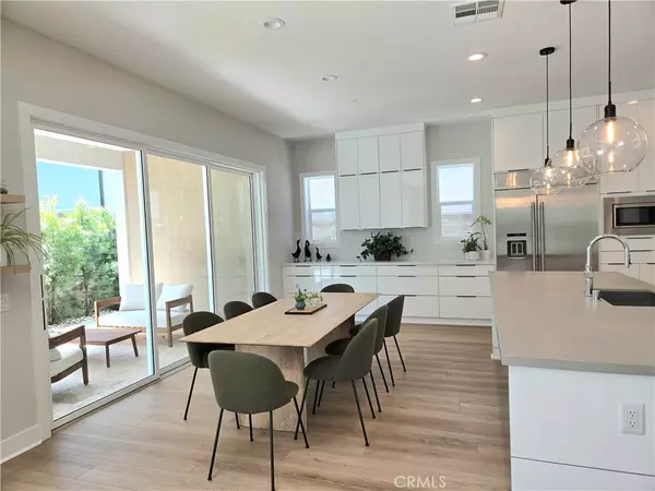 Lake Forest, CA 92630,171 Bear Leaf DR