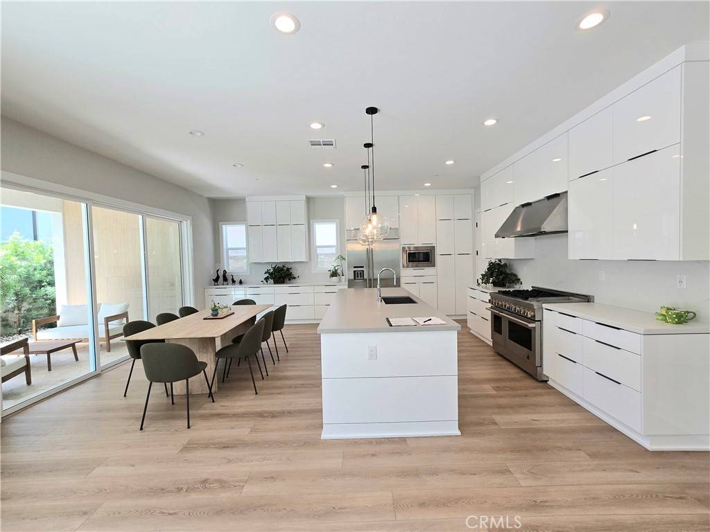 Lake Forest, CA 92630,171 Bear Leaf DR