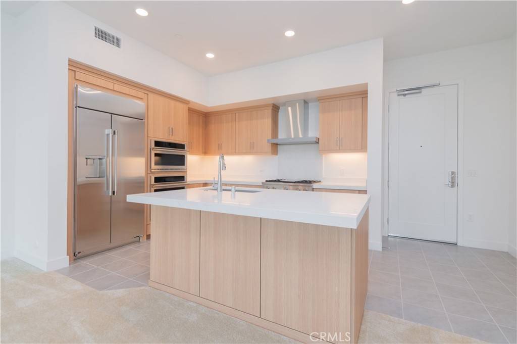 Irvine, CA 92612,1406 Rivington