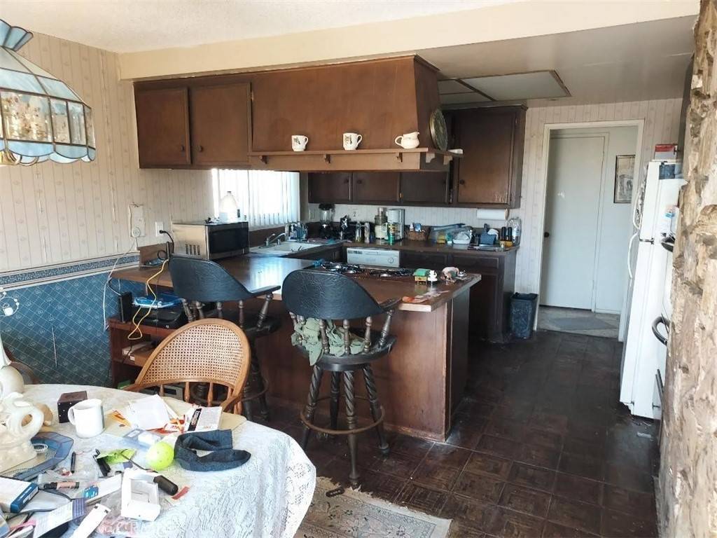 San Clemente, CA 92672,408 Avenida Presidio