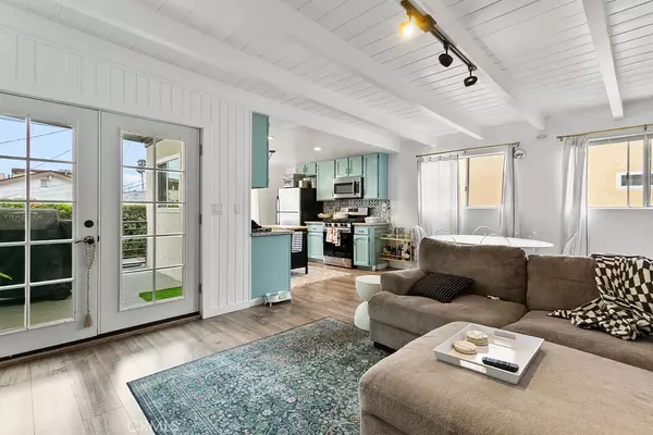 179 Saint Joseph AVE Long Beach, CA 90803