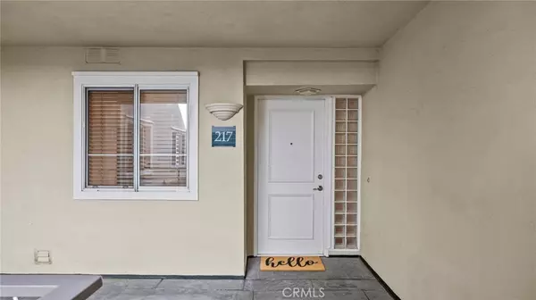 Irvine, CA 92612,2233 Martin #217