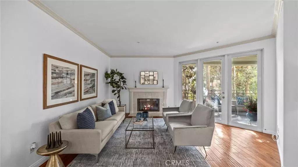 Irvine, CA 92612,2233 Martin #217