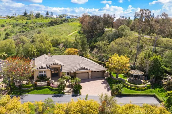 Anaheim, CA 92808,590 S Falling Star DR