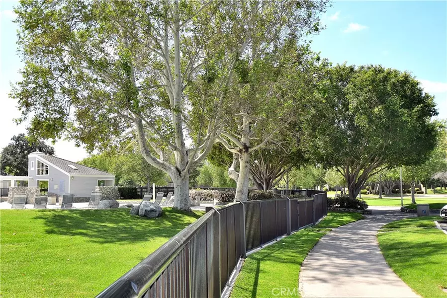 16 Creekwood #67, Irvine, CA 92604