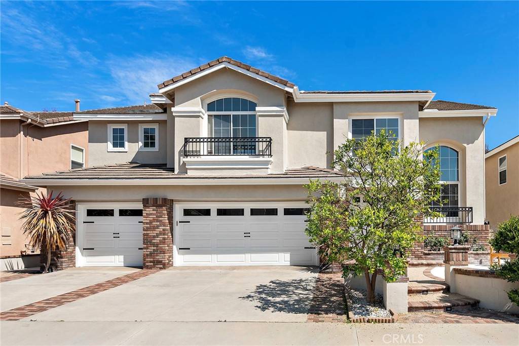 Lake Forest, CA 92679,19732 Torres