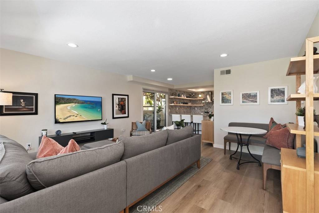 Laguna Niguel, CA 92677,13 Pearl