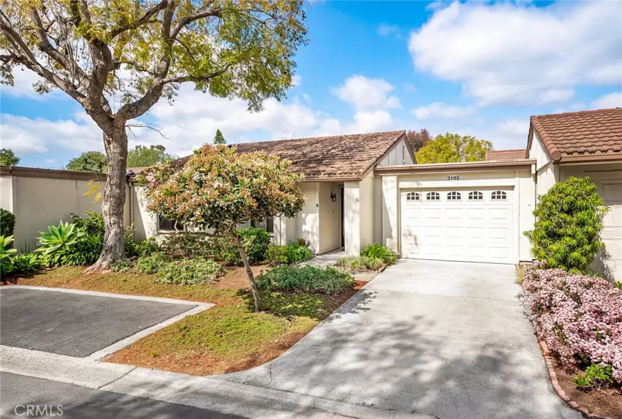 3185 Via Buena Vista #B, Laguna Woods, CA 92637