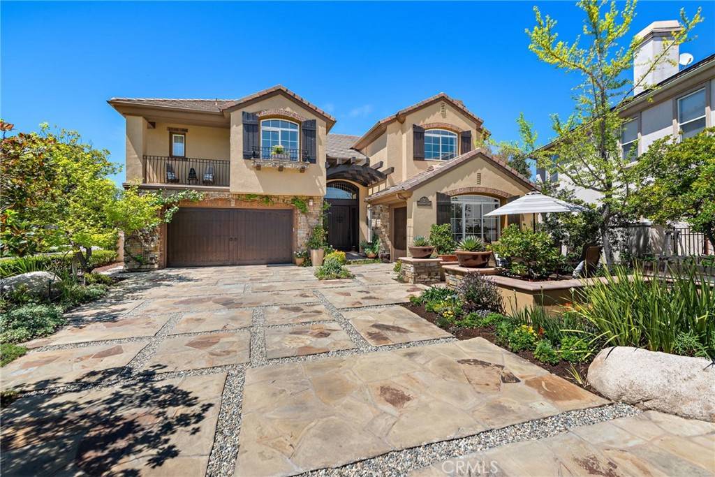 2 Williamsburg LN, Coto De Caza, CA 92679
