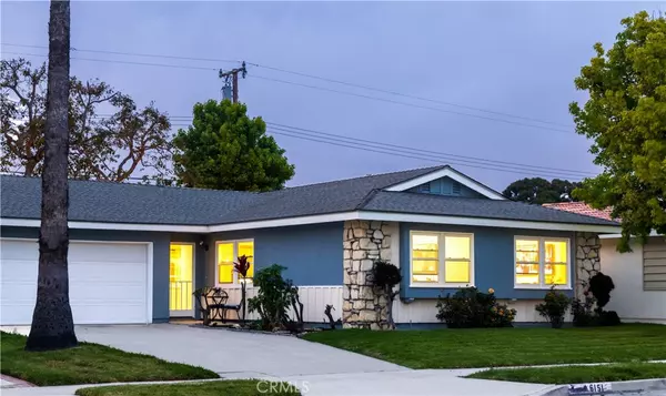 Huntington Beach, CA 92647,6151 Tyndall DR