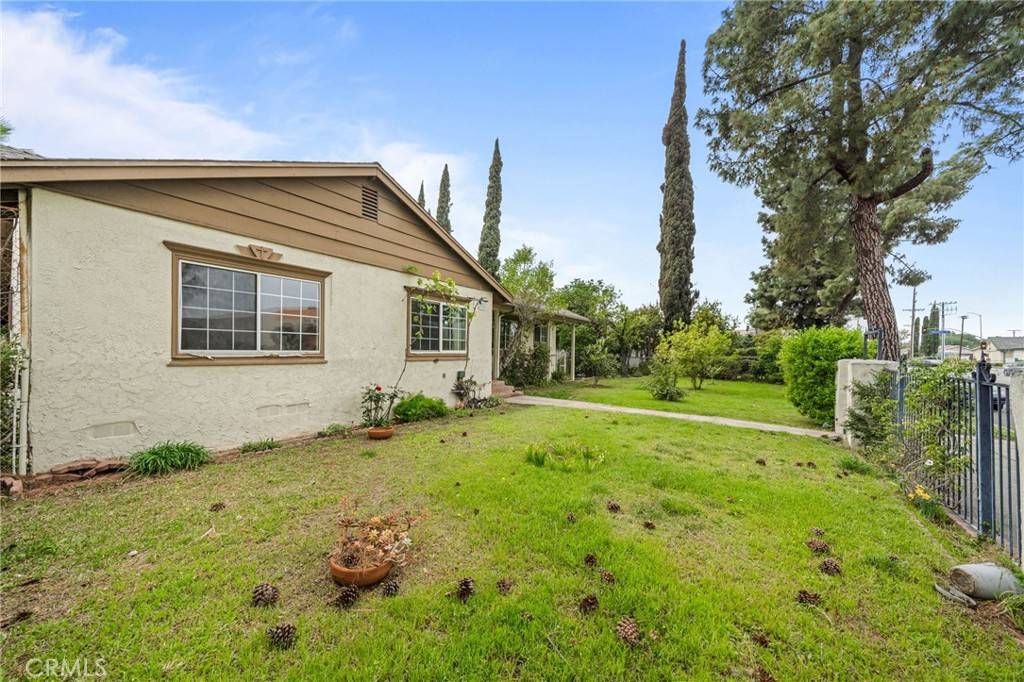Granada Hills, CA 91344,16550 Devonshire ST