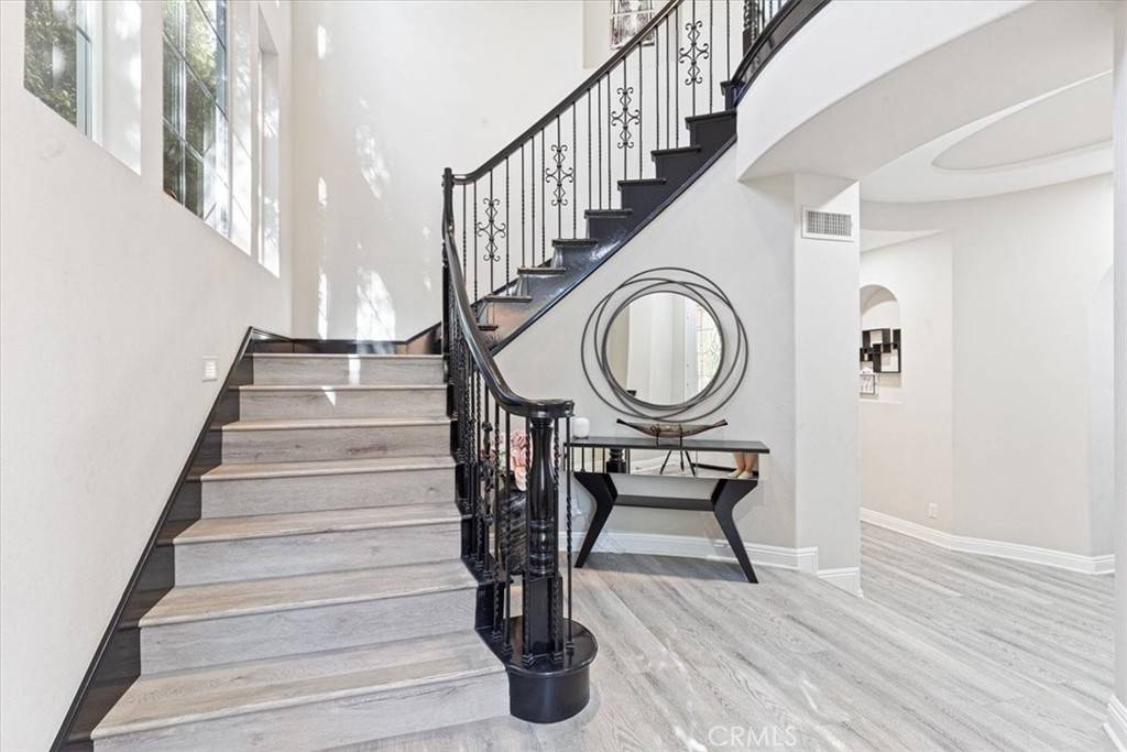 Ladera Ranch, CA 92694,33 Craftsbury PL