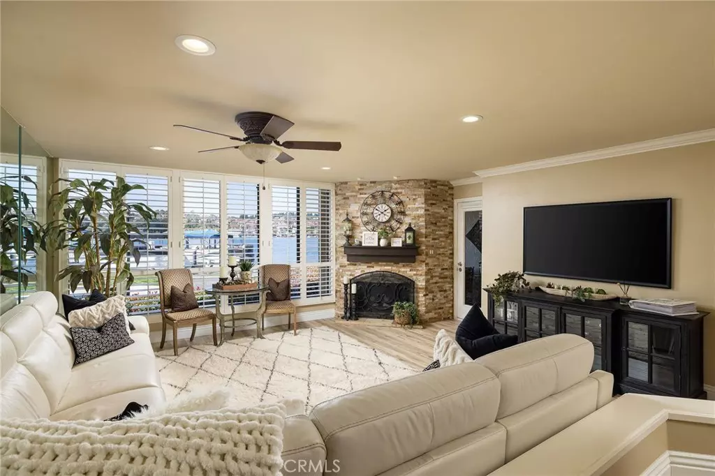 Mission Viejo, CA 92692,27805 Barbate #15