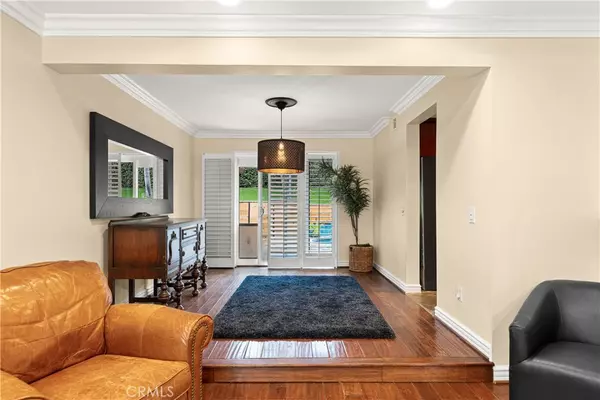 Anaheim Hills, CA 92807,1060 S Pine Canyon Circle