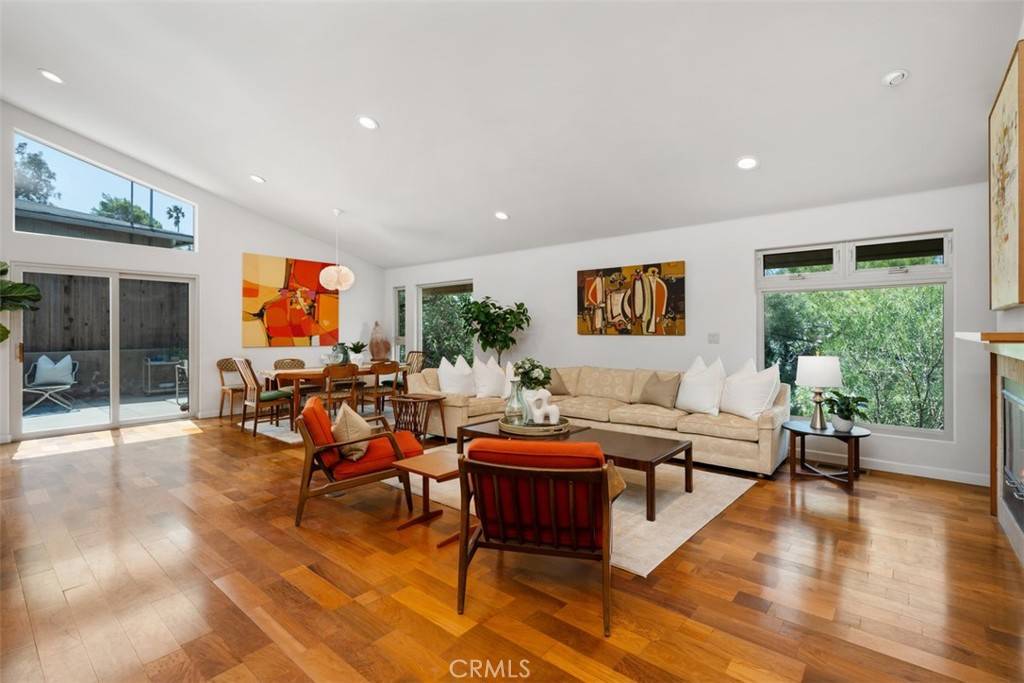 Los Angeles, CA 90039,2377 Silver Ridge AVE