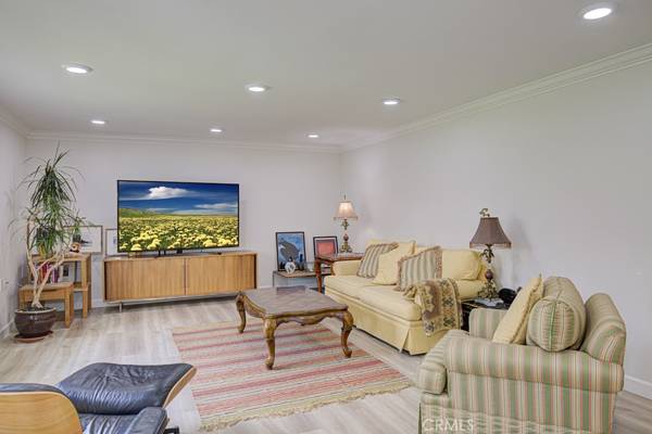 Laguna Woods, CA 92637,5500 Paseo Del Lago W #2F