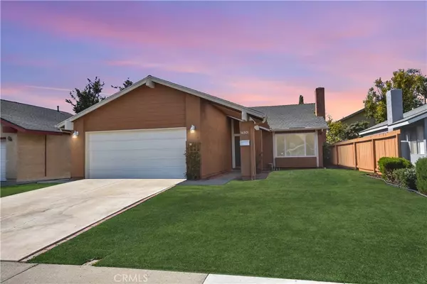 14901 Waverly LN, Irvine, CA 92604