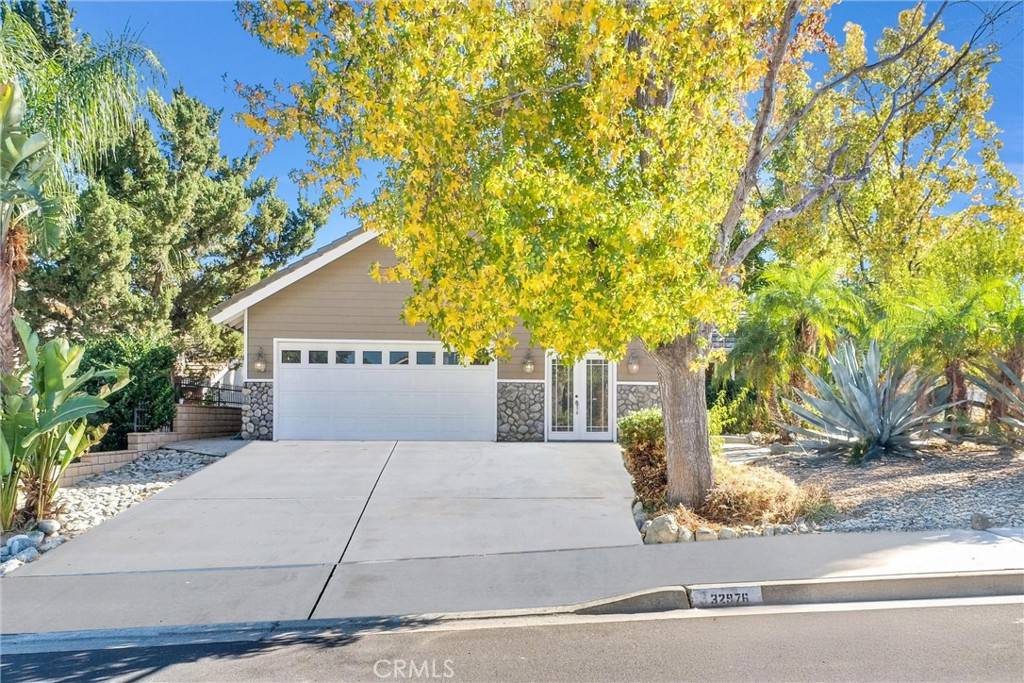 Lake Elsinore, CA 92530,32976 Serena WAY