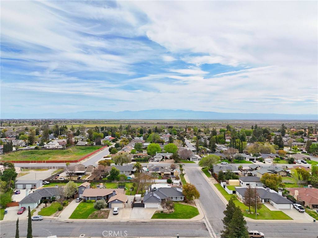 Bakersfield, CA 93314,13401 Silverton AVE