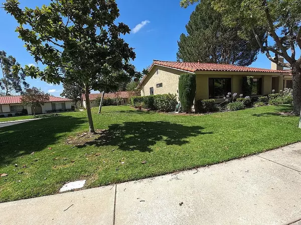 Mission Viejo, CA 92692,28132 Via Congora