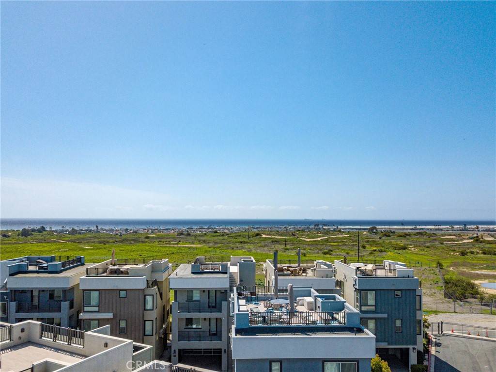 Costa Mesa, CA 92627,1643 Bridgewater WAY
