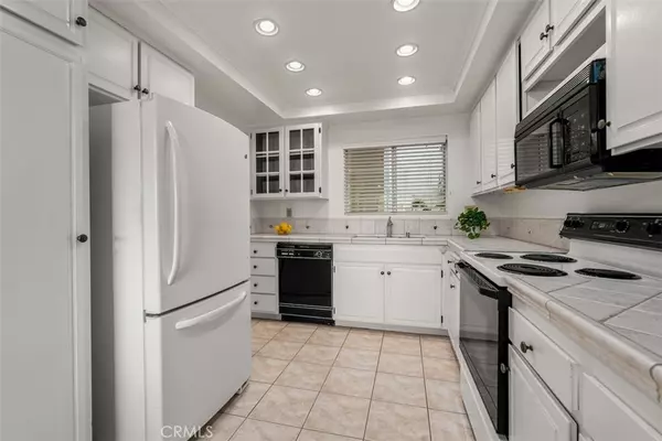 Laguna Woods, CA 92637,3360 Monte Hermoso #C