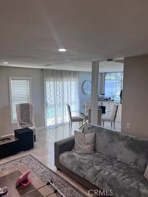 Corona, CA 92882,2899 Amber DR