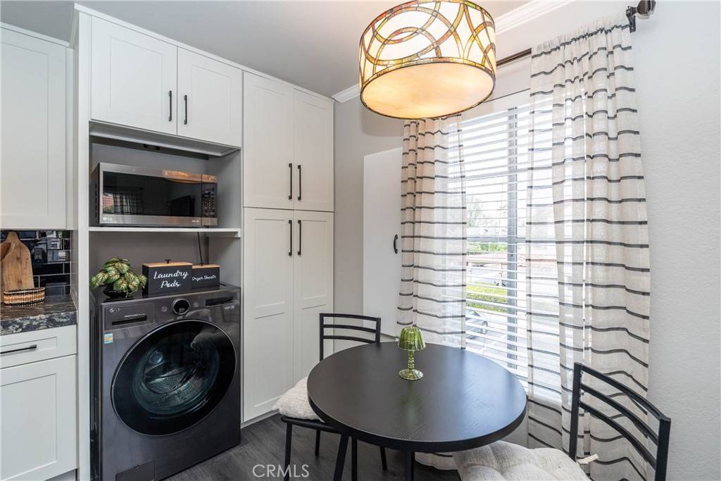 Mission Viejo, CA 92691,23325 La Crescenta #D