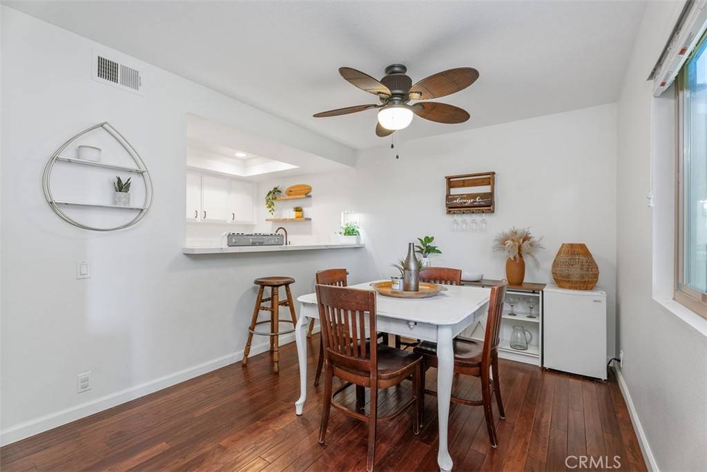 Huntington Beach, CA 92648,19132 Shoreline LN #6