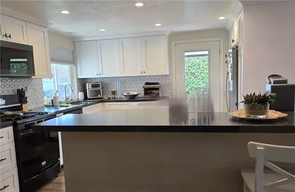Laguna Niguel, CA 92677,24211 Davida