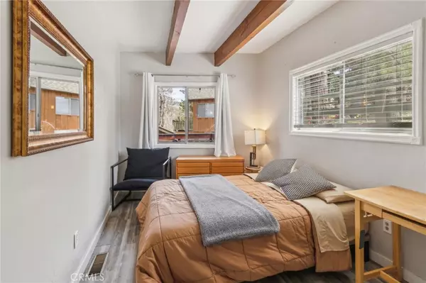 Arrowbear, CA 92382,33080 Robin LN