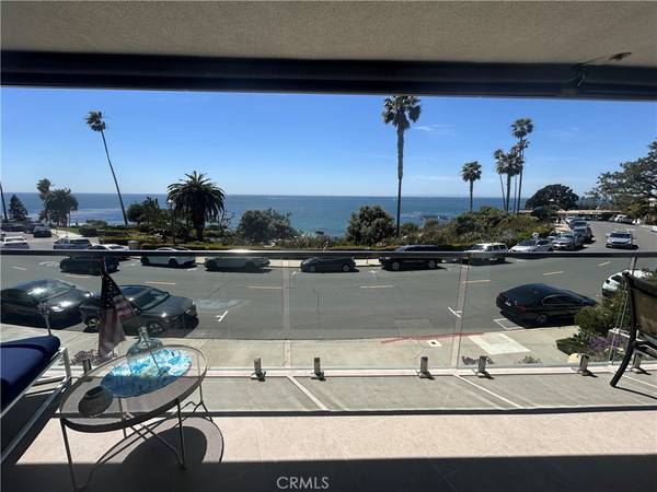 530 Cliff Drive #102, Laguna Beach, CA 92651