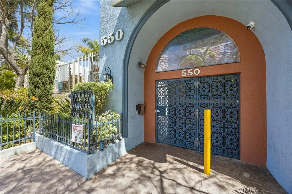 Long Beach, CA 90802,550 Orange AVE #328
