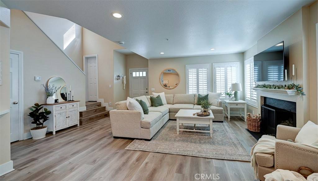 Mission Viejo, CA 92692,172 Valley View