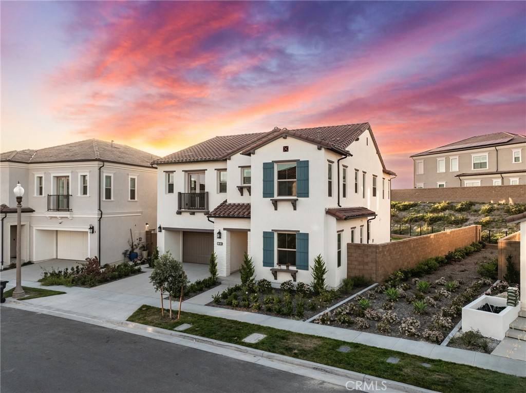 Irvine, CA 92618,151 Hyperion