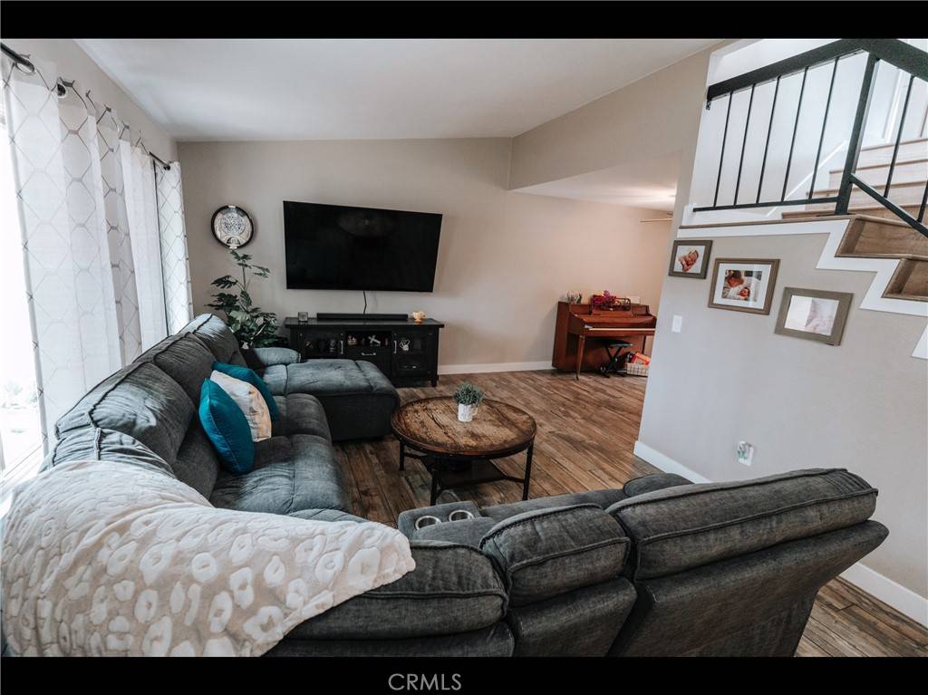 Corona, CA 92882,1361 Camelot DR