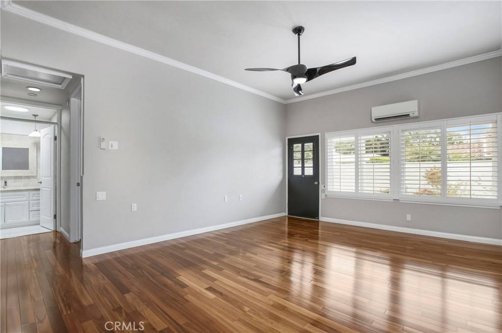 Laguna Woods, CA 92637,2083 Ronda Granada #F